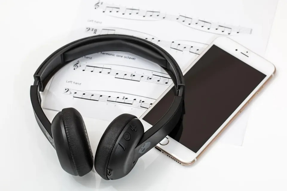 headphones, earphones, mobile phone, music