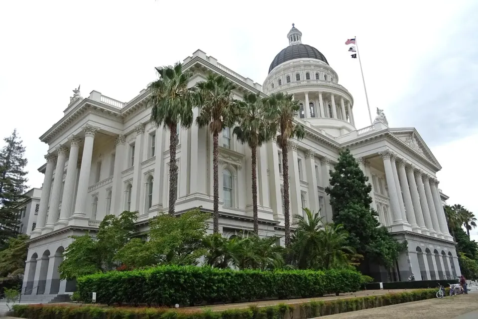 The California State Capitol in Sacramento, where lawmakers gave opt-out signals legal force